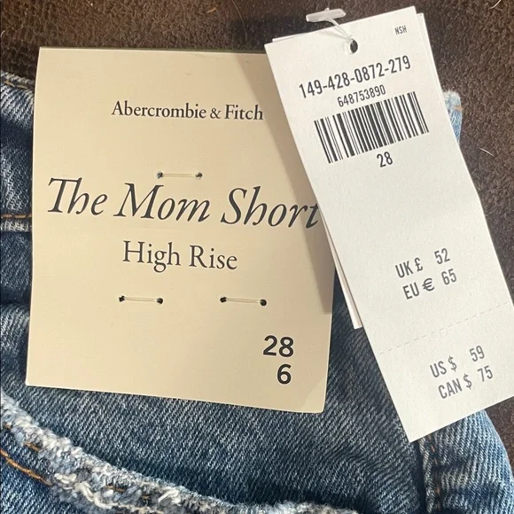 Abercrombie & Fitch Distressed Light Blue High-Rise Mom Jean Shorts - Picture 4 of 4